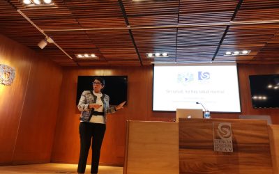 En la conferencia de la Dra. Silvia Ortiz, jefa del departamento de Psiquiatría y Salud Mental de la Facultad de Medicina, con el tema «Sin salud, no hay salud mental».